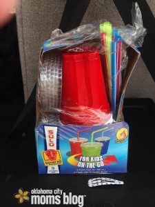 kids solo cups with straw and lid.